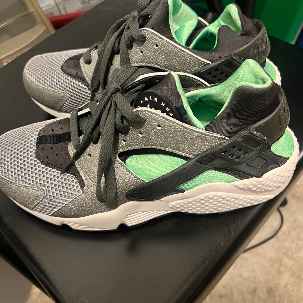 Very good condition Nike men’s sneakers